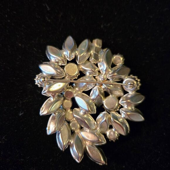 Vintage Mikglass Bead Brooch Pin 1960s - Picture 2 of 7